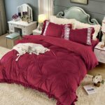 Lenjerie De Pat, 4 Piese, Catifea, Inimi Brodate - Rosu