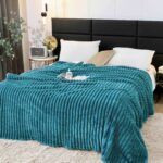 Patura Pufoasa Cocolino, Pat Dublu, Textura Reiata, Albastru - imagine 5