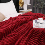 Patura Pufoasa Cocolino, Pat Dublu, Textura Reiata, ROSU - imagine 3