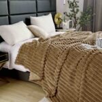 Patura Pufoasa Cocolino, Pat Dublu, Textura Reiata, Cappucinno - imagine 2