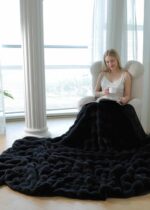 Patura Blanita Artificiala Iepure Cu Fermoar - Negru - imagine 3