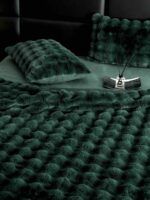 Lenjerie Luxury Pat Dublu, Jojo Home, ExtraPufoasa, din Blanita Artificiala tip Iepure, VERDE - imagine 4